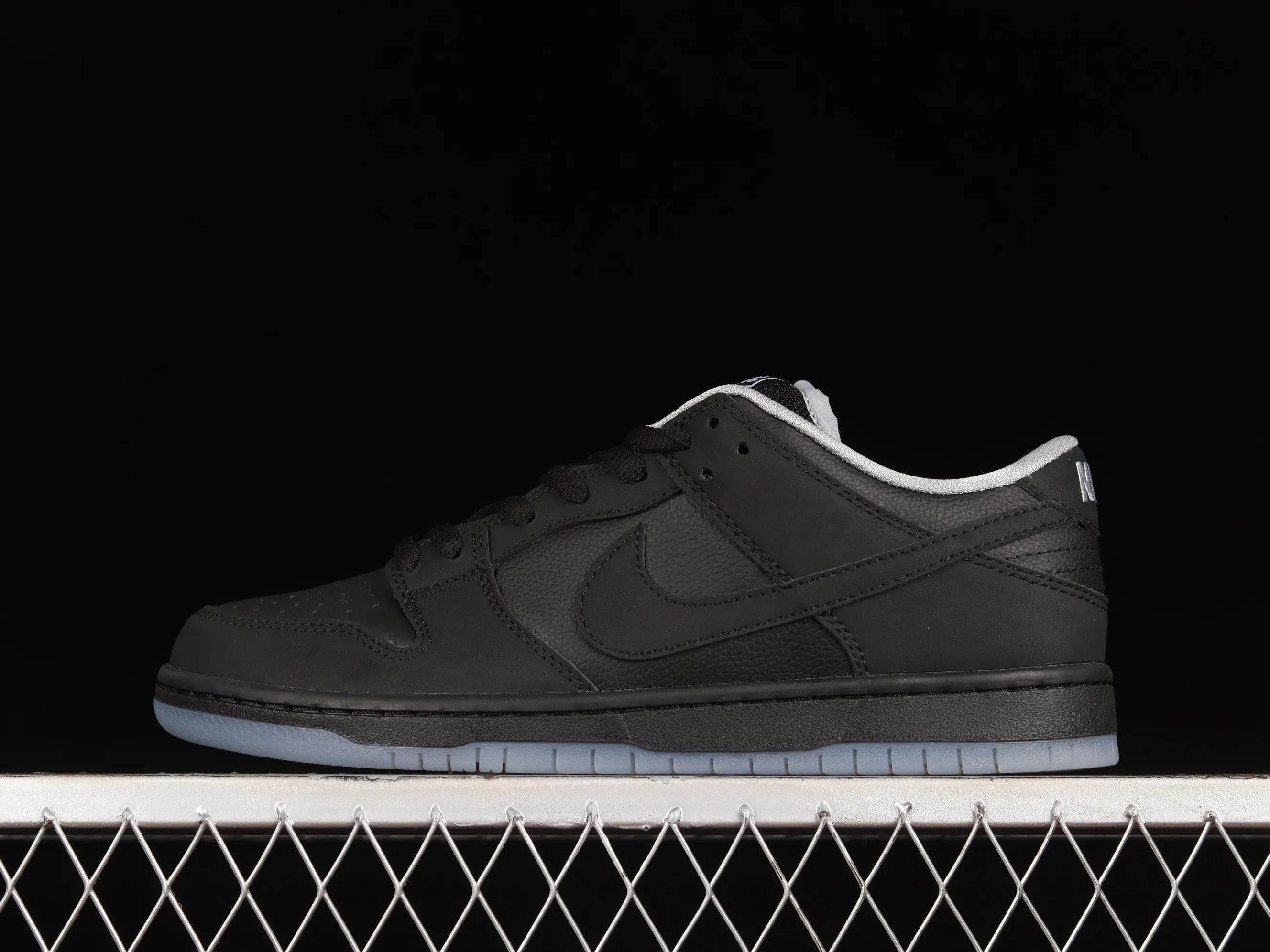 All categories Nk SB Dunk series Nk SB Dunk Low low-top sneakers Nk SB Dunk Low low-top casual sneakers 504750-086